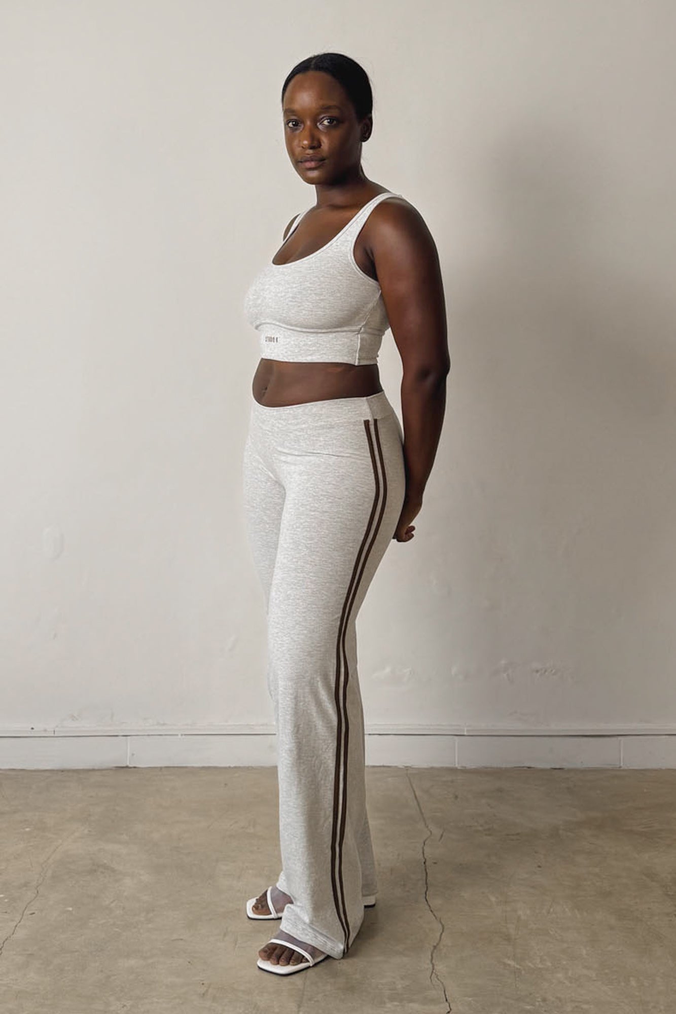 Studio K | Womens | 93' Low Rise Pants | Heather Grey | XS - XL